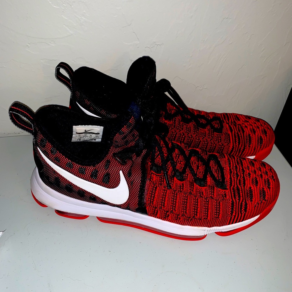Men’s Nike KD basketball shoes size 12